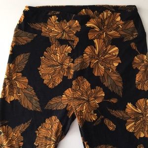 LuLaRoe floral print leggings